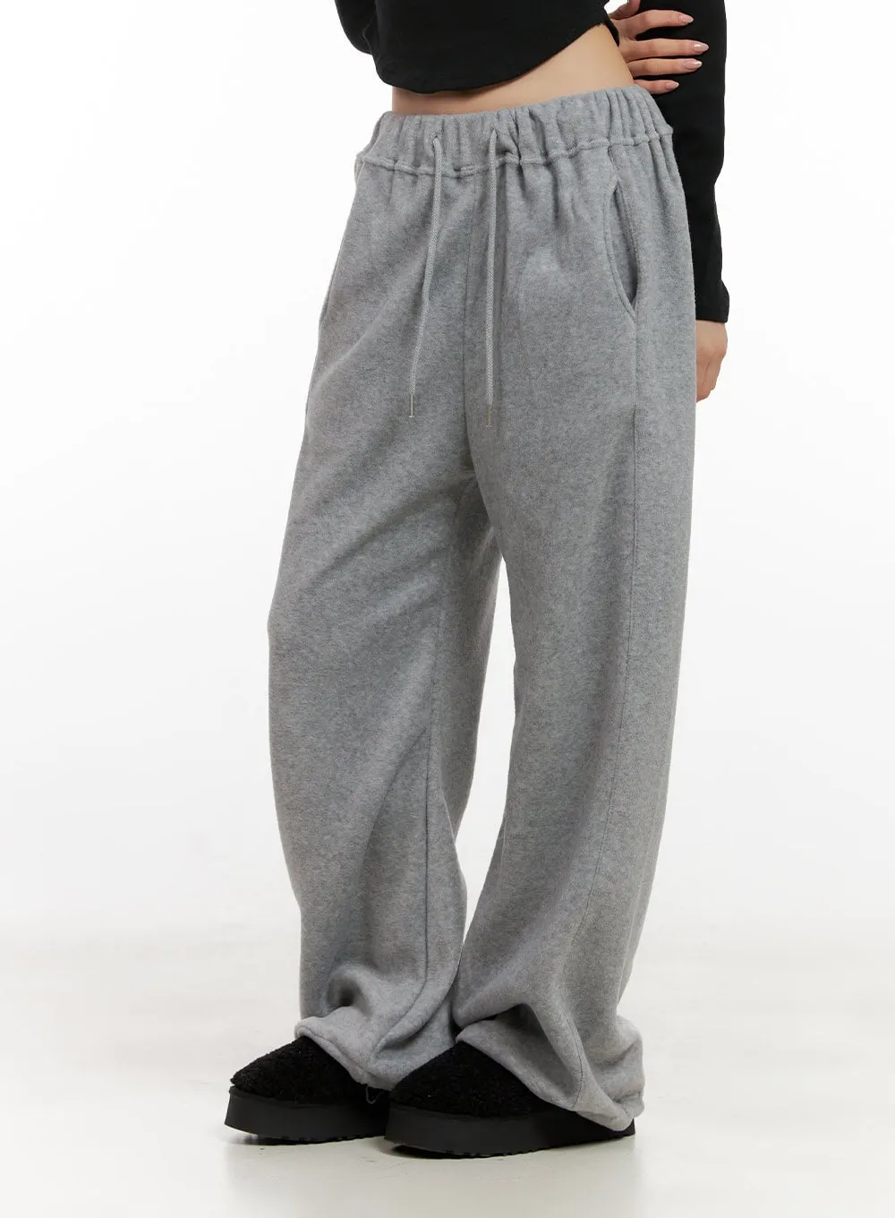 Cozy Wide-Fit Sweatpants CN416