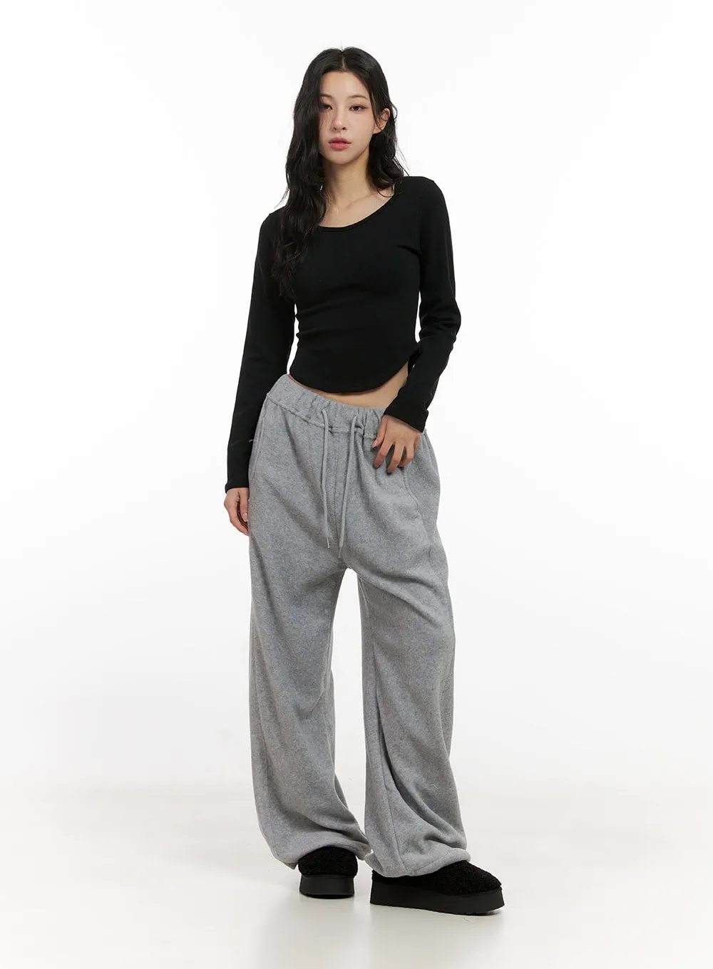 Cozy Wide-Fit Sweatpants CN416