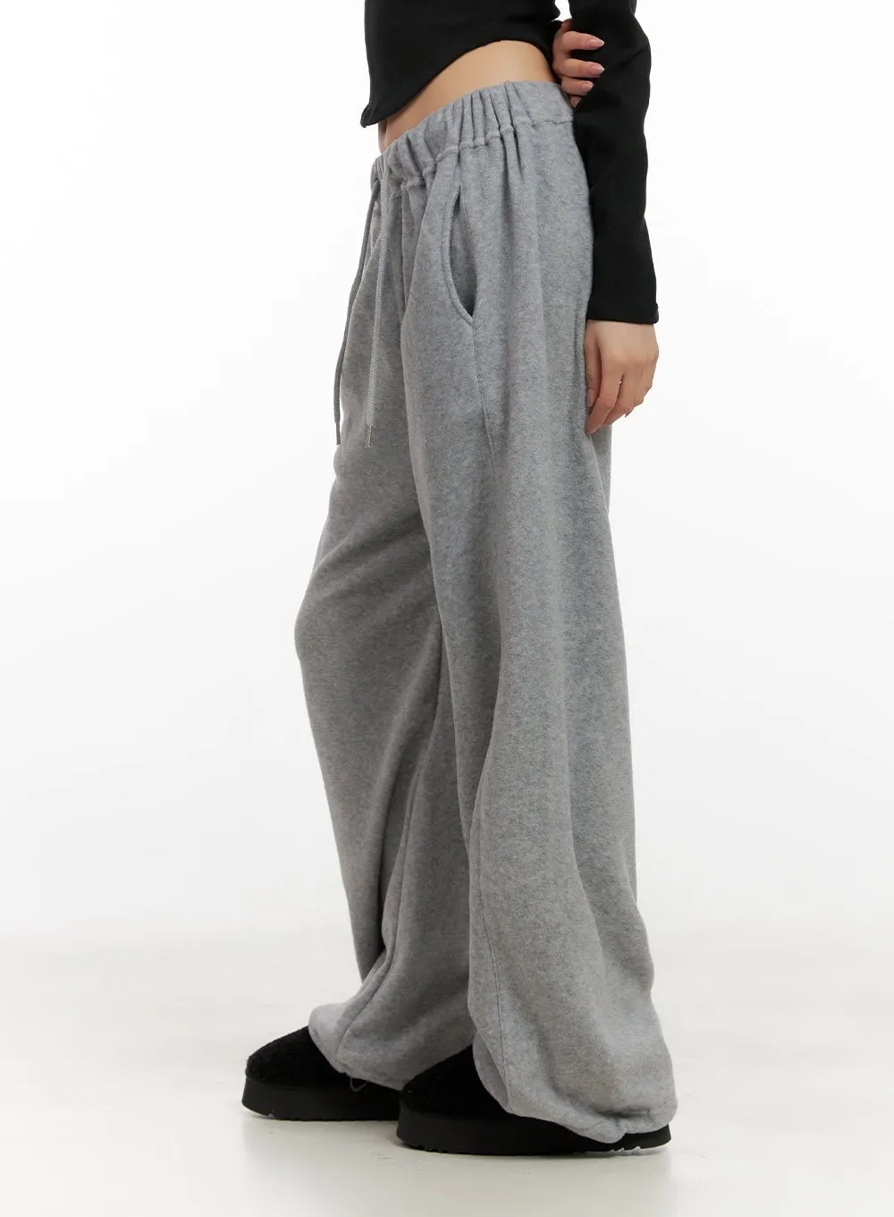 Cozy Wide-Fit Sweatpants CN416