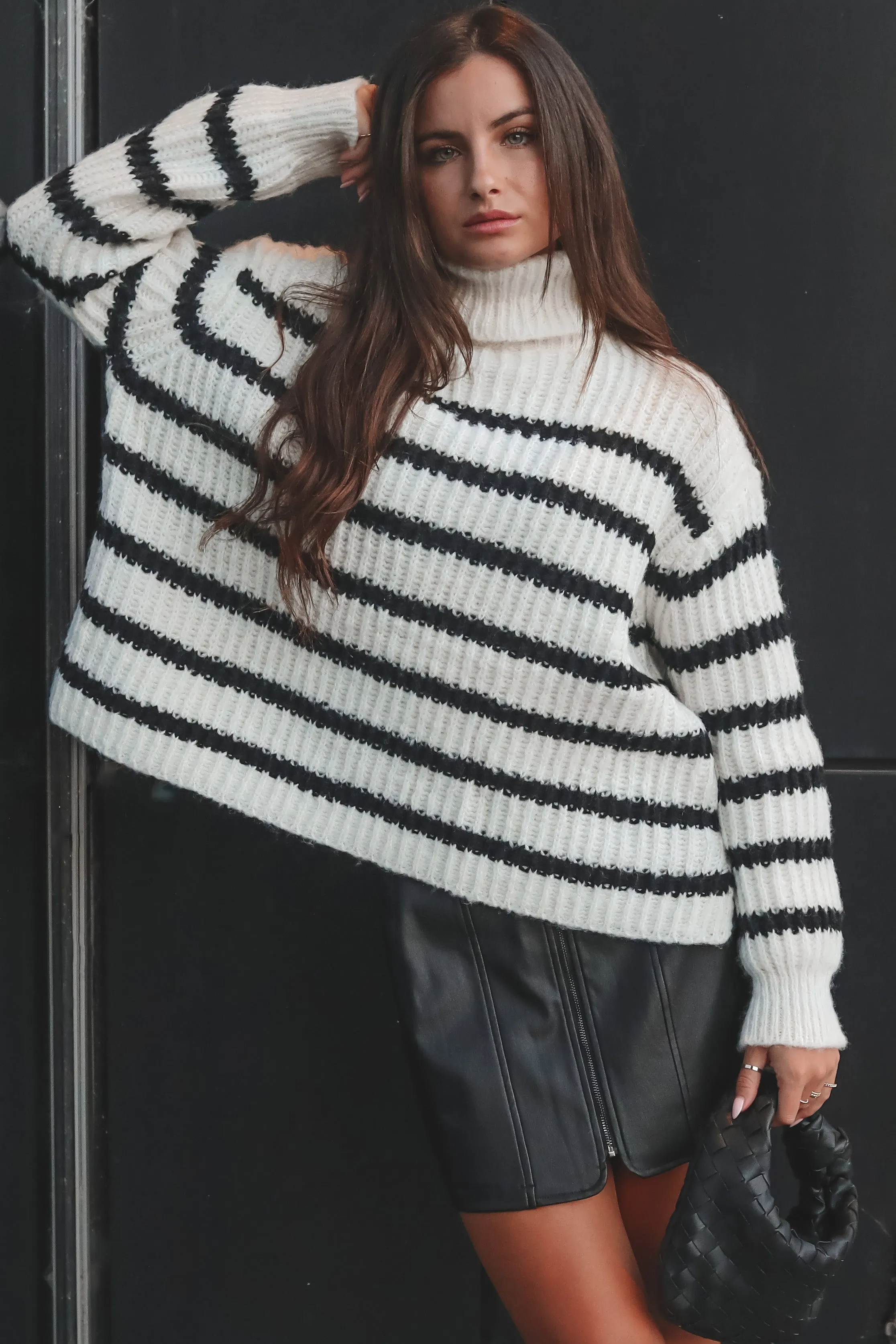 DEAL SADIE & SAGE Aki Turtle Neck Striped Sweater