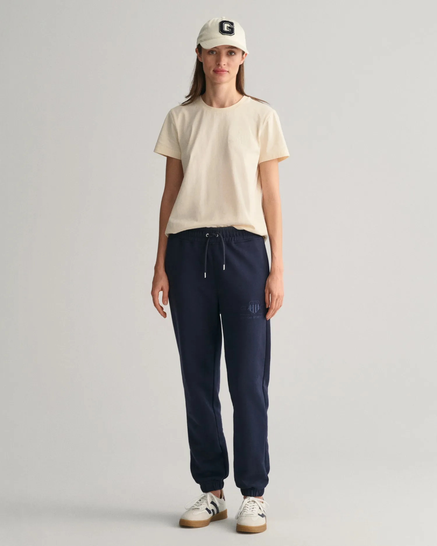 Gant Women Blue Solid Mid-Rise Relaxed Fit Joggers Sweatpants