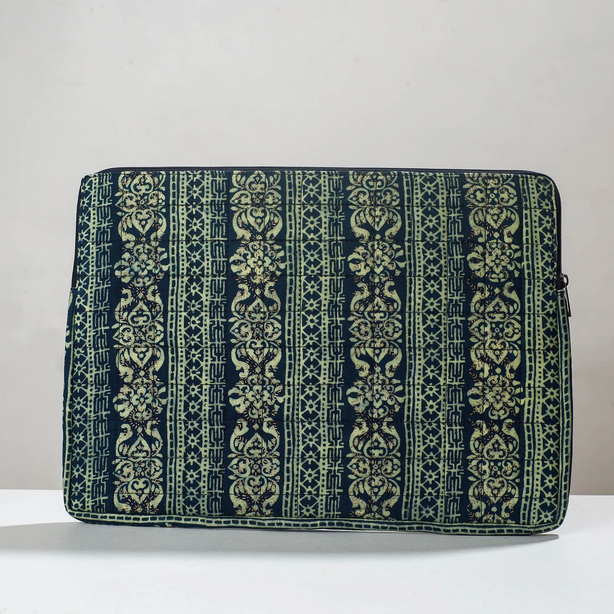 Handcrafted Block Printing Quilted Laptop Sleeve (12 x 17 in)