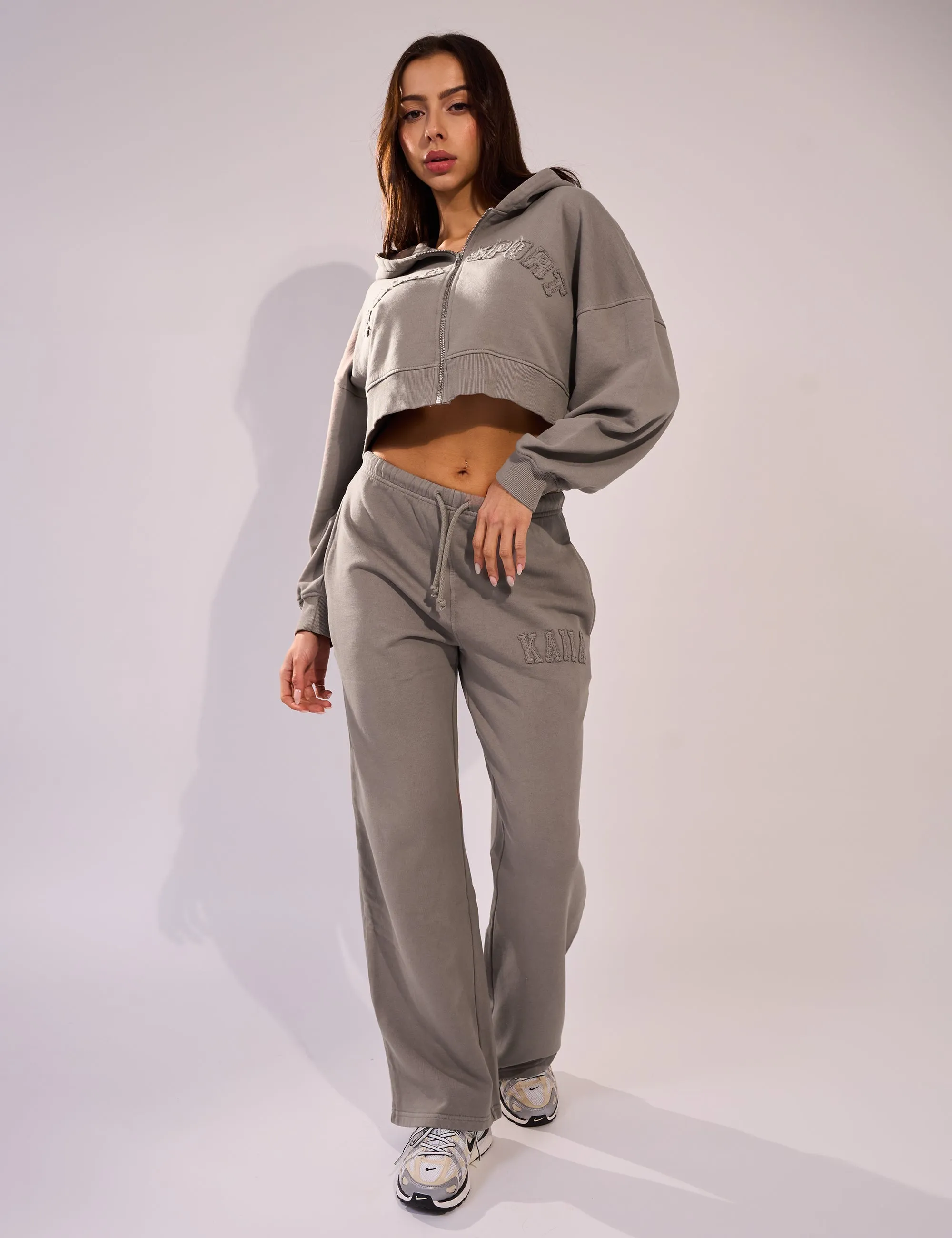 Kaiia Sport Distressed Applique Wide Leg Sweat Pants Mushroom