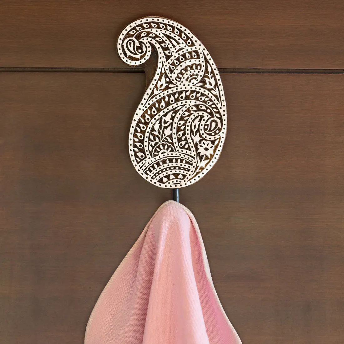 'Pleasant Paisley' Hand Carved Sheesham Wood Block Wall Hook & Towel Hanger