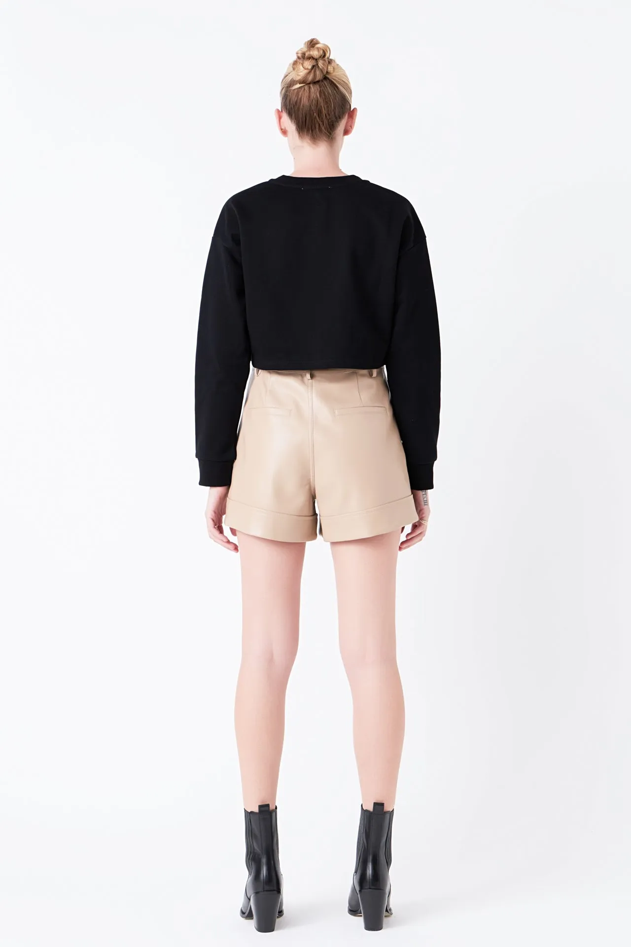 Pockets Detail Cropped Sweatshirt