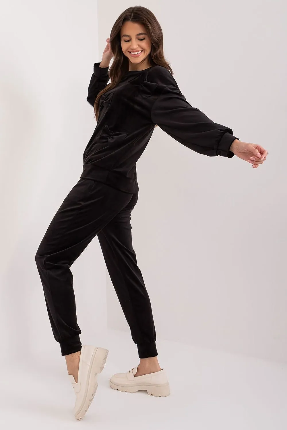 TEEK - Bowed Up Sweatsuit